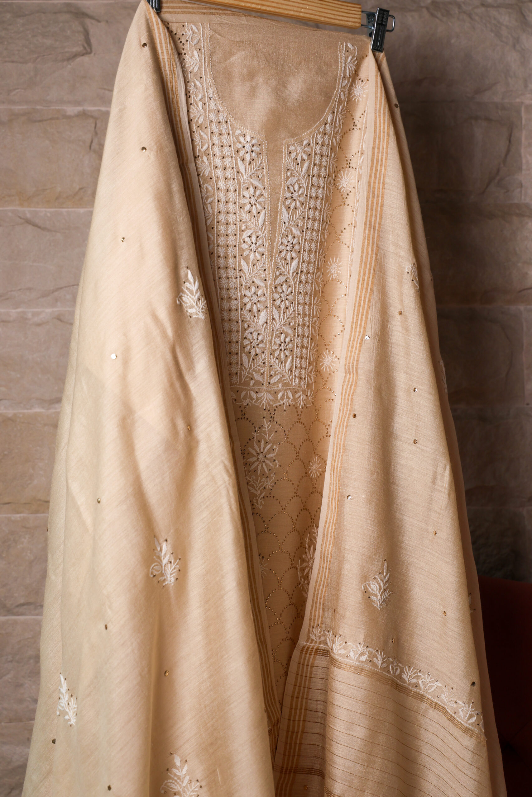 Sunehri Dastaan | Golden Handwoven Pure Muga Silk Chikankari Kurta Set - Image 2