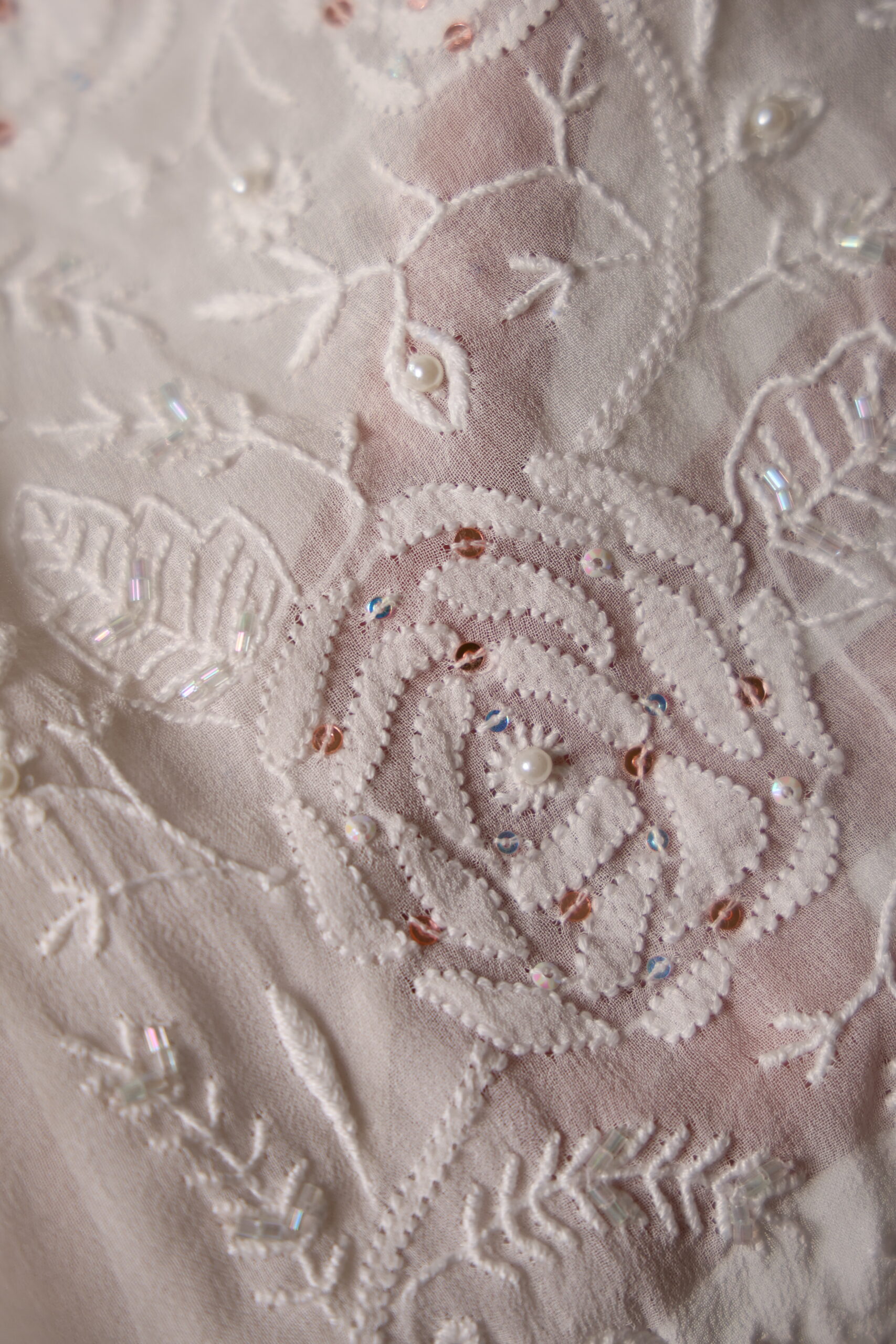 A Luminous Page | Lakhnavi Hand Embroidered Ivory Chikankari Kurta Set - Image 4