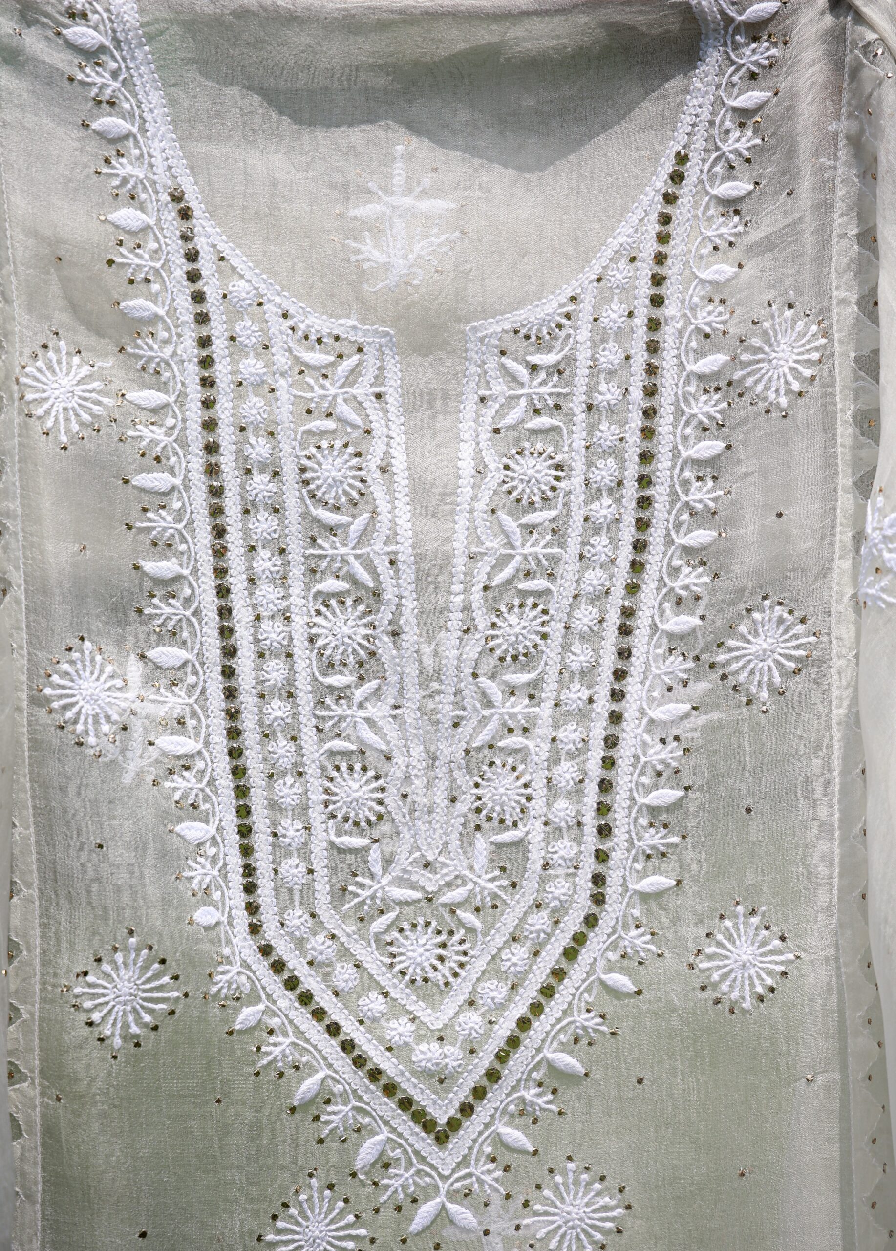 Ivory Raag | Appliqué Chikankari Kurta and Dupatta Set in Organza Silk - Image 2