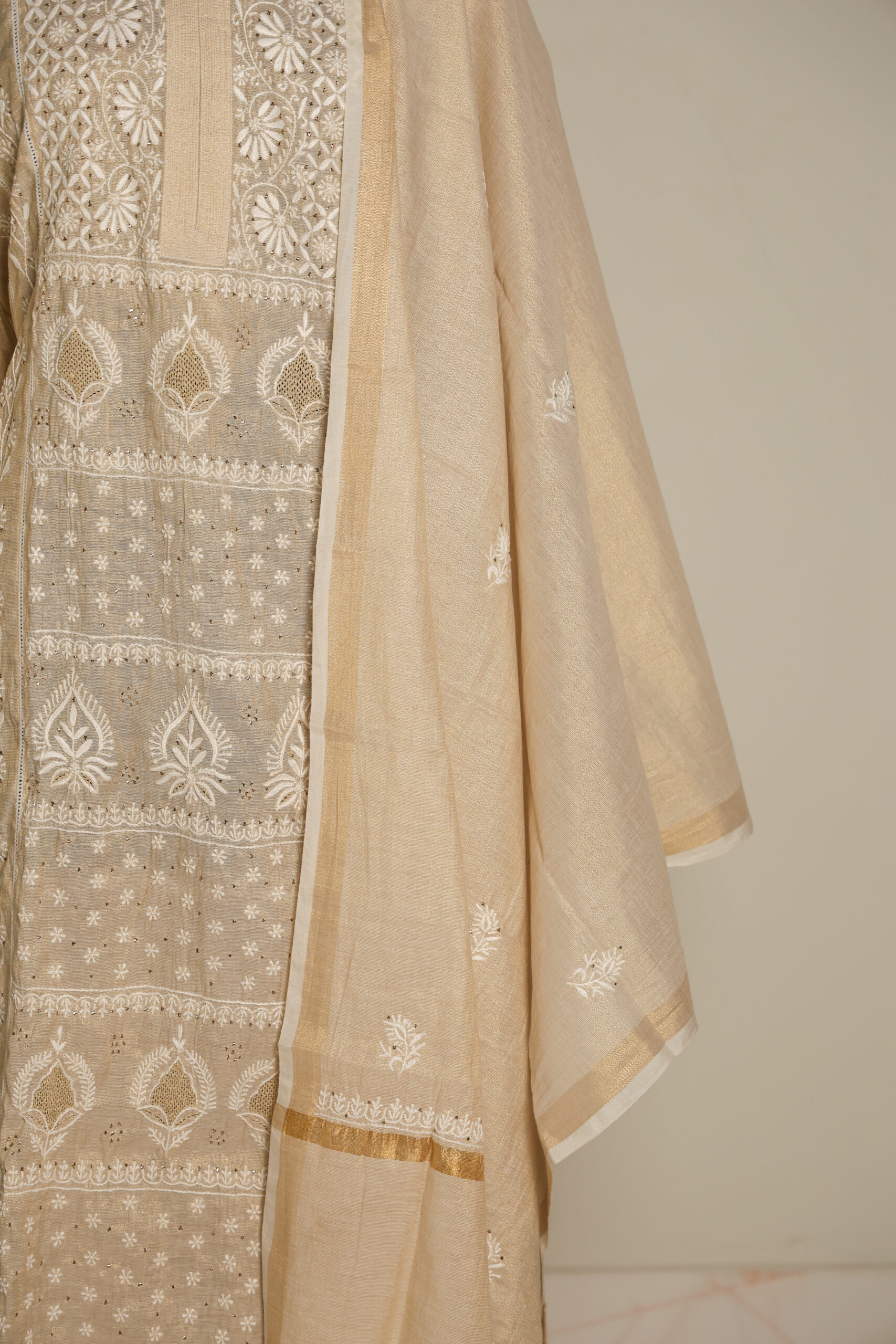 Noor-e-Zar | Light Gold Hand Embroidered Pure Tissue Silk Chikankari Kurta Set - Image 4