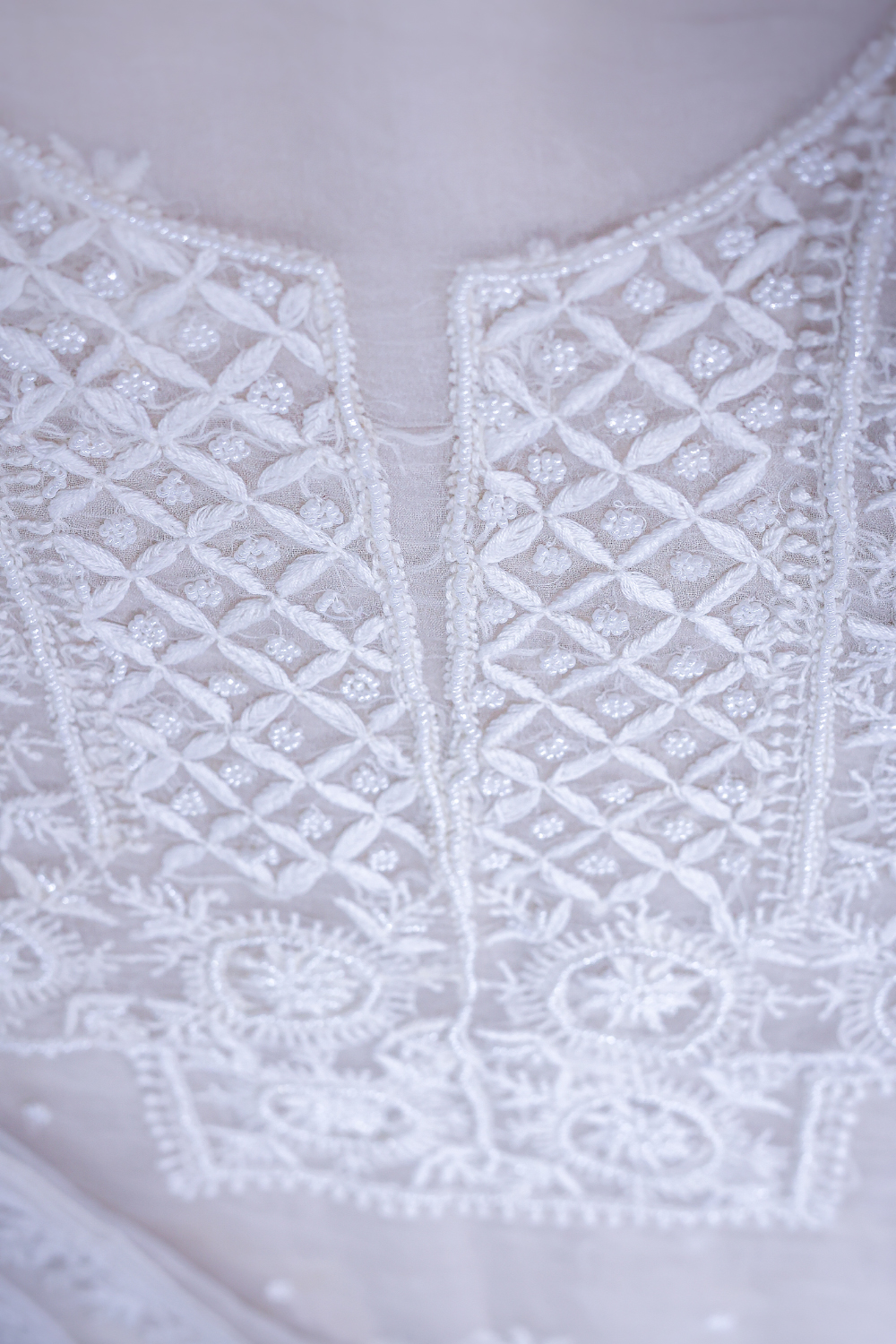 Noor-e-Rooh | Ivory Organza Silk Chikankari Set with Beads Work - Image 3