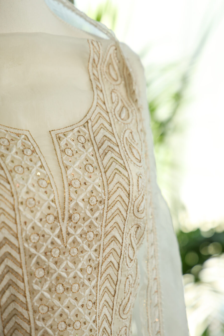 Ivory chikankari kurta set with thread work