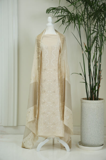 Sunehri Nazakat | Handcrafted Pure Muga Silk Chikankari Kurta & Dupatta with Mukaish