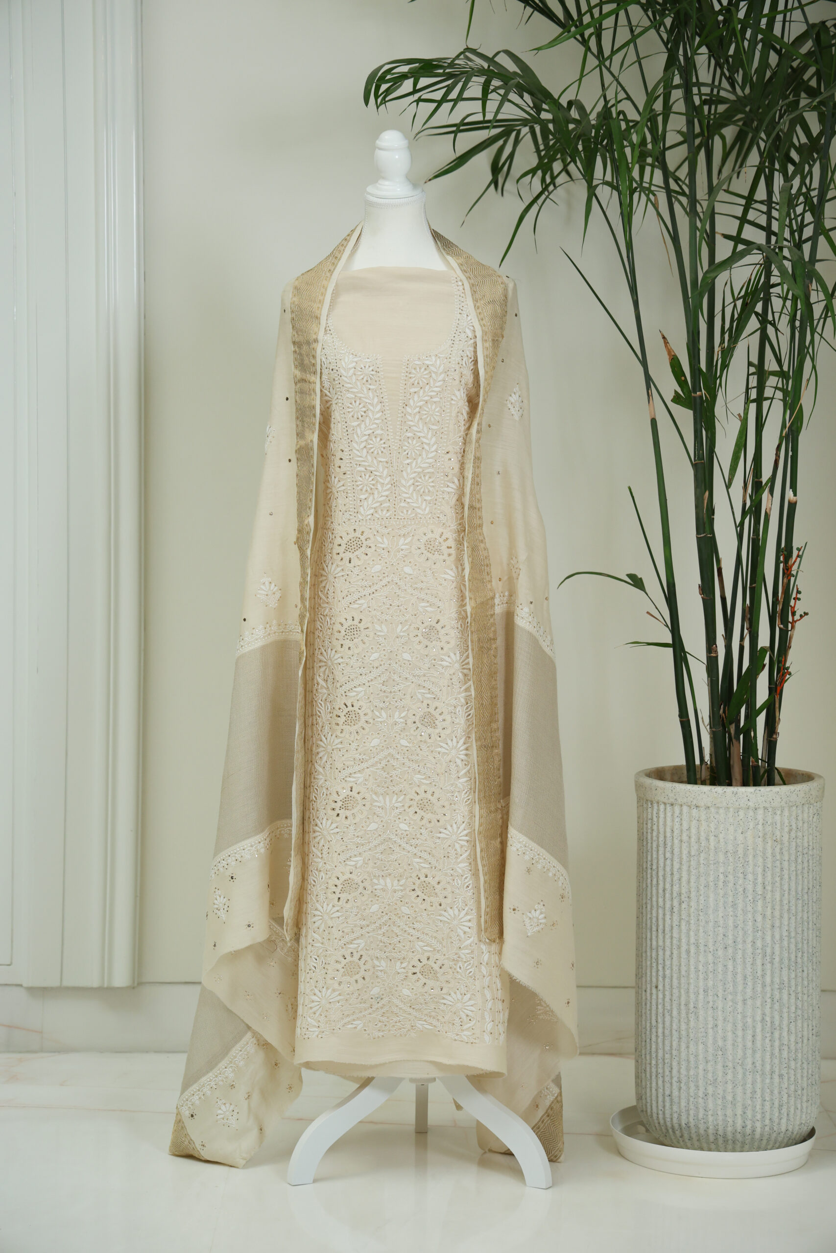 Sunehri Nazakat | Handcrafted Pure Muga Silk Chikankari Kurta & Dupatta with Mukaish
