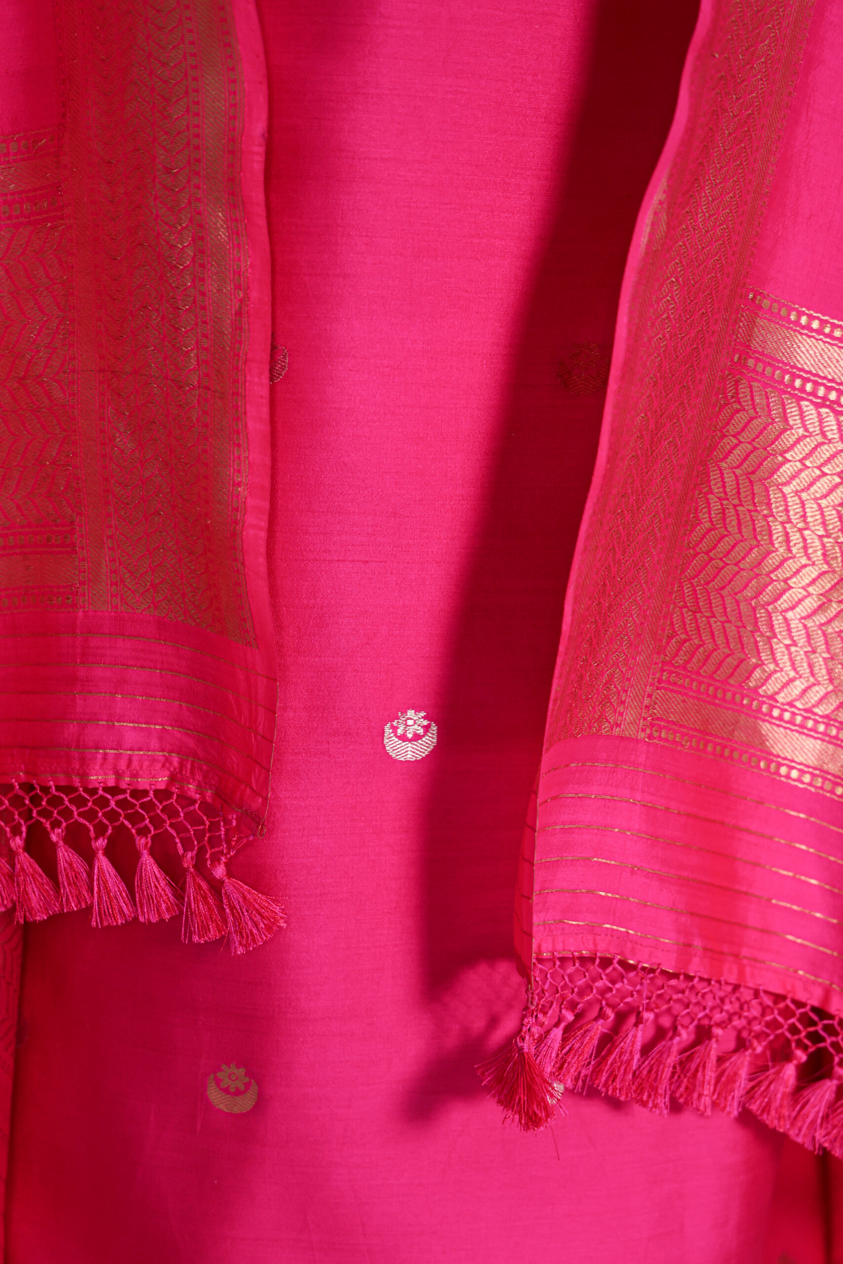 Gulzaar – Hot Pink Banarasi Katan Silk Suit with Kadwa Chand Buta - Image 6