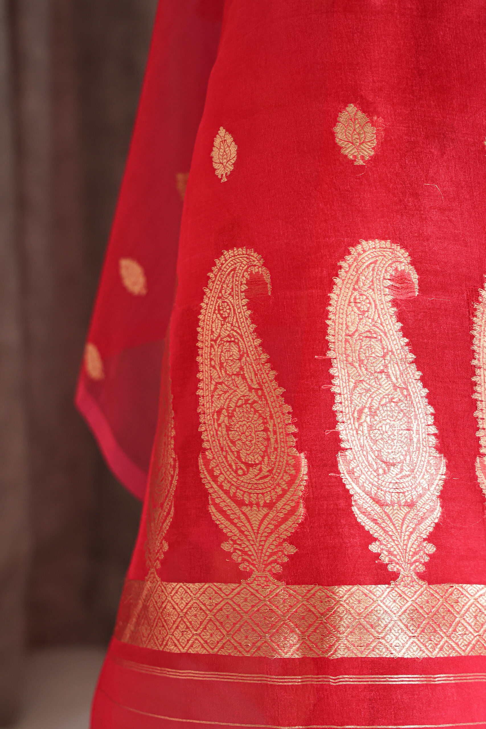 Gulabi Noor – Banarasi Katan Silk Suit with Organza Dupatta - Image 5