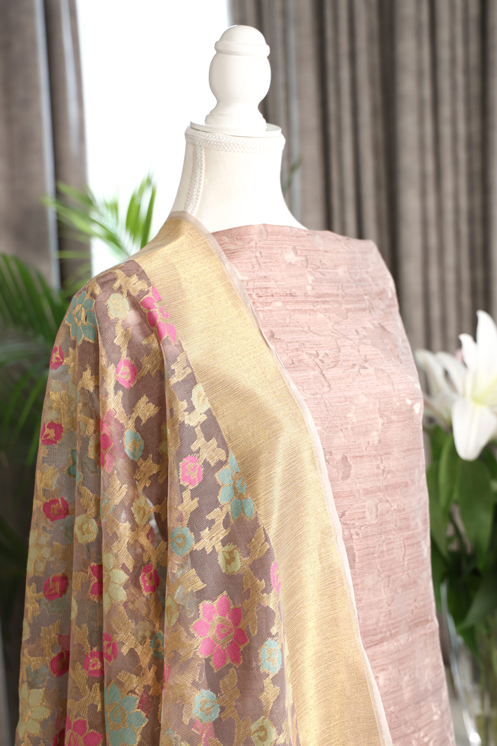 Gulabi Sunehri – Banarasi Dupion Silk Suit with Jamdani Dupatta - Image 3