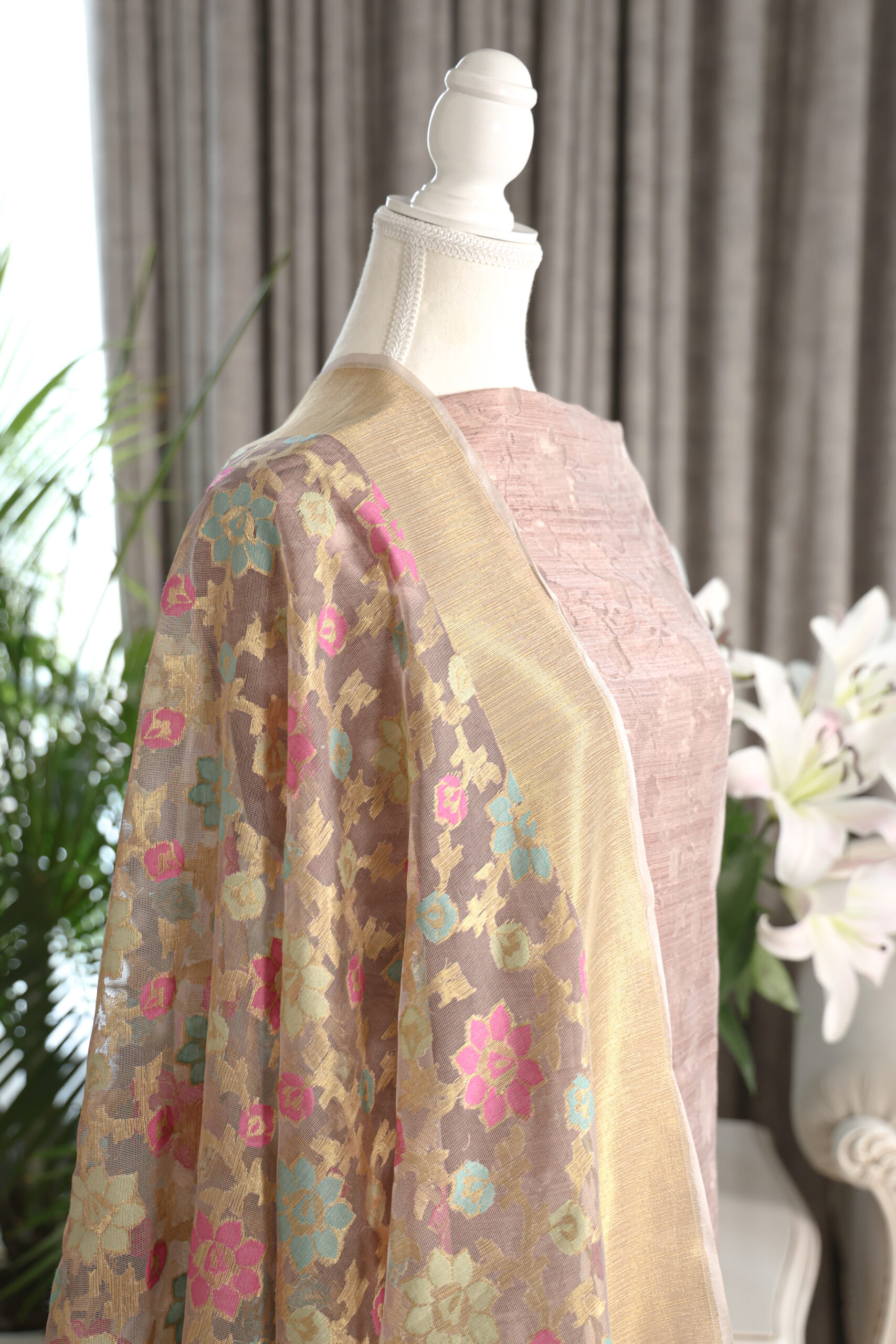 Gulabi Sunehri – Banarasi Dupion Silk Suit with Jamdani Dupatta - Image 6