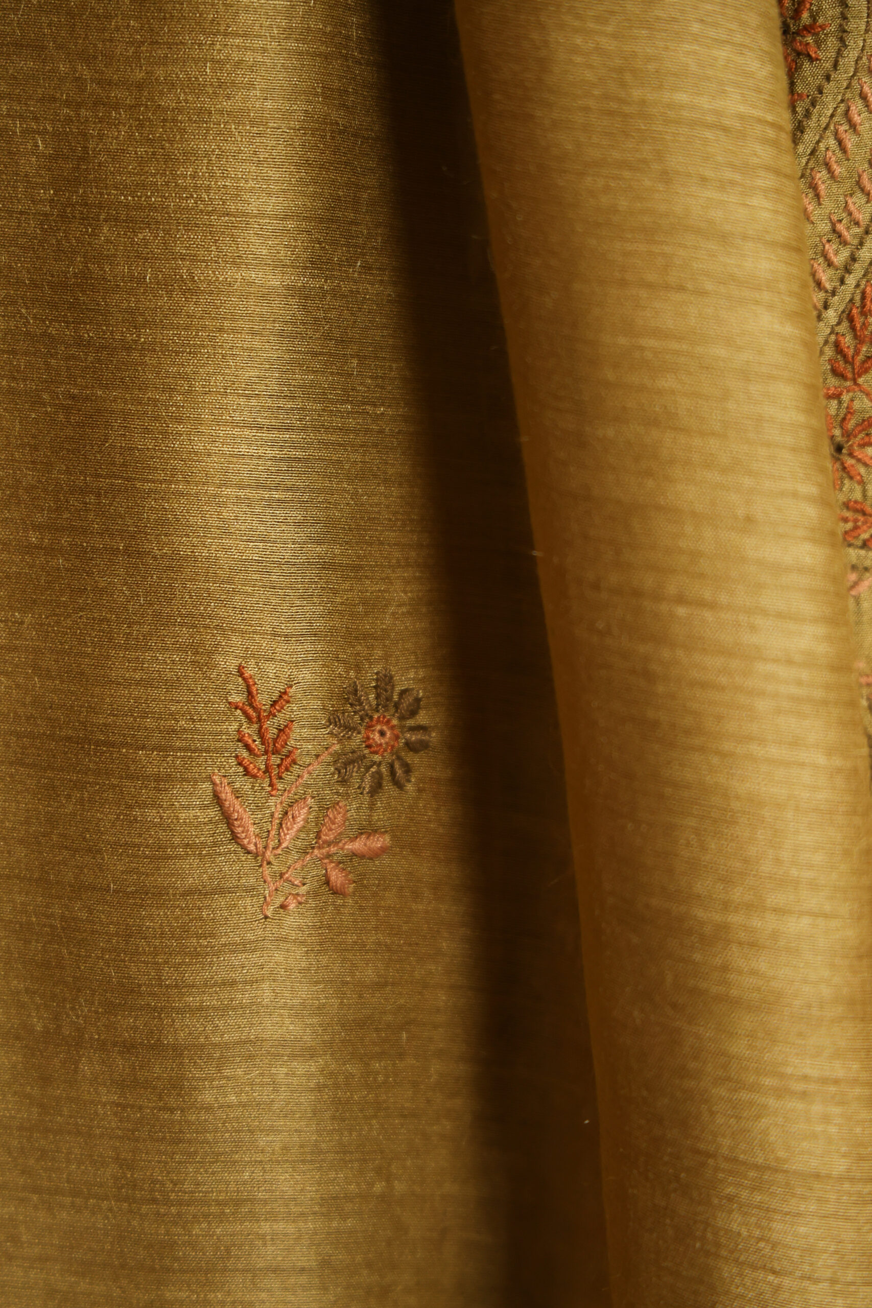 Mehendi Green Handcrafted Pure Muga Silk Chikankari Unstitched Kurta and Dupatta - Image 7