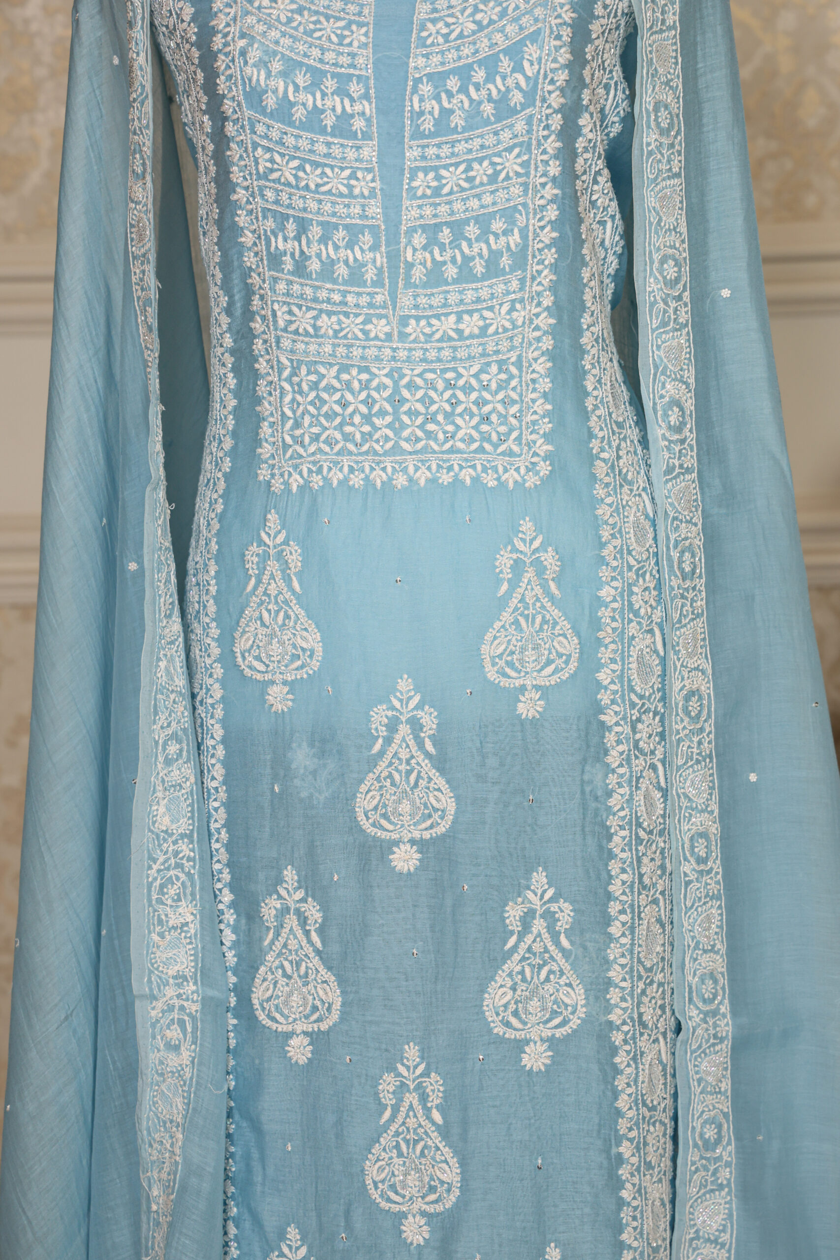 Women's Lakhnavi Handcrafted Pure Mul Chanderi Unstitched Kurta And Dupatta Set - Image 2