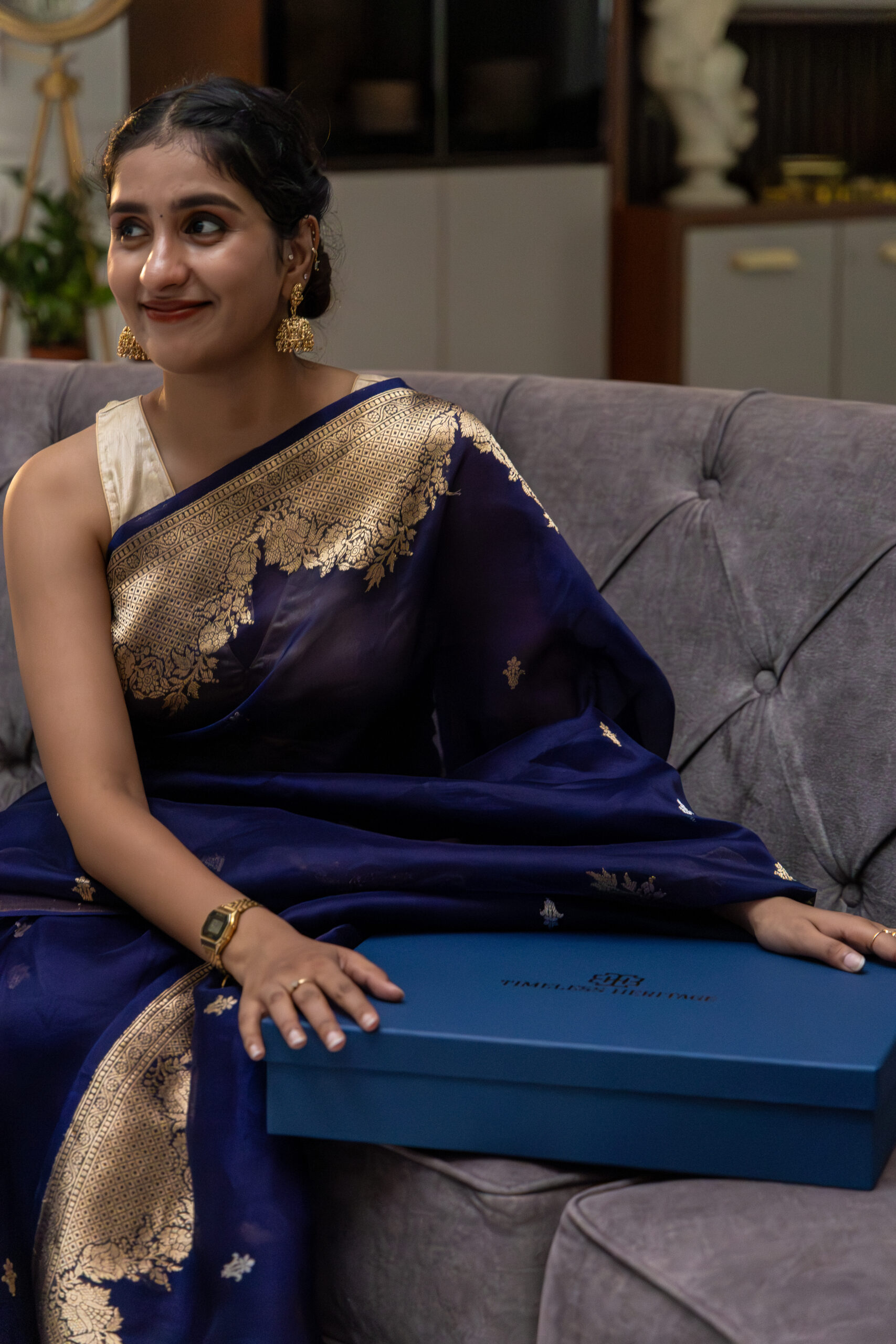 Midnight Majesty – Pure Kora Silk Handwoven Saree - Image 5