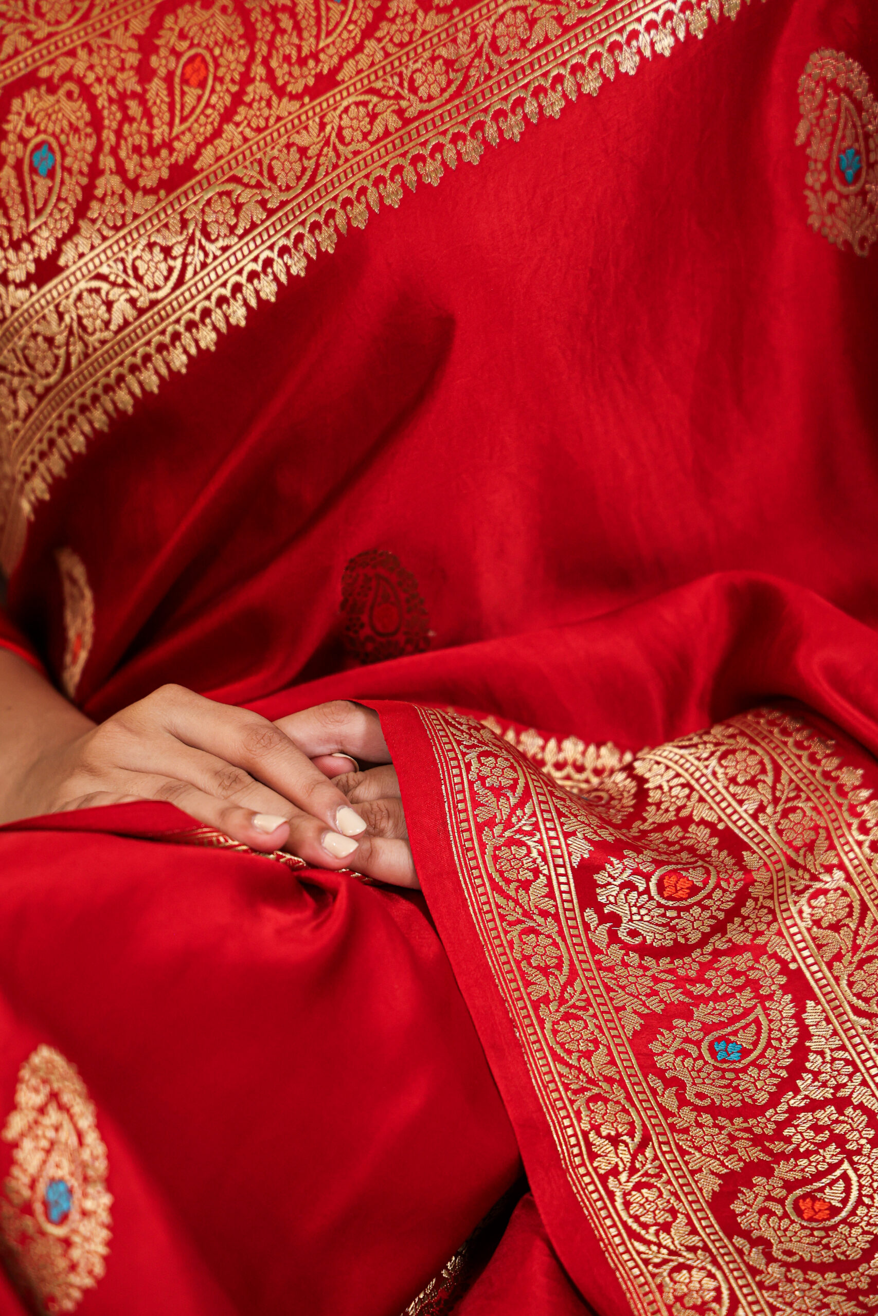 Sindoor – Red Mashru Silk Saree with Jamavar Border and Booti - Image 7