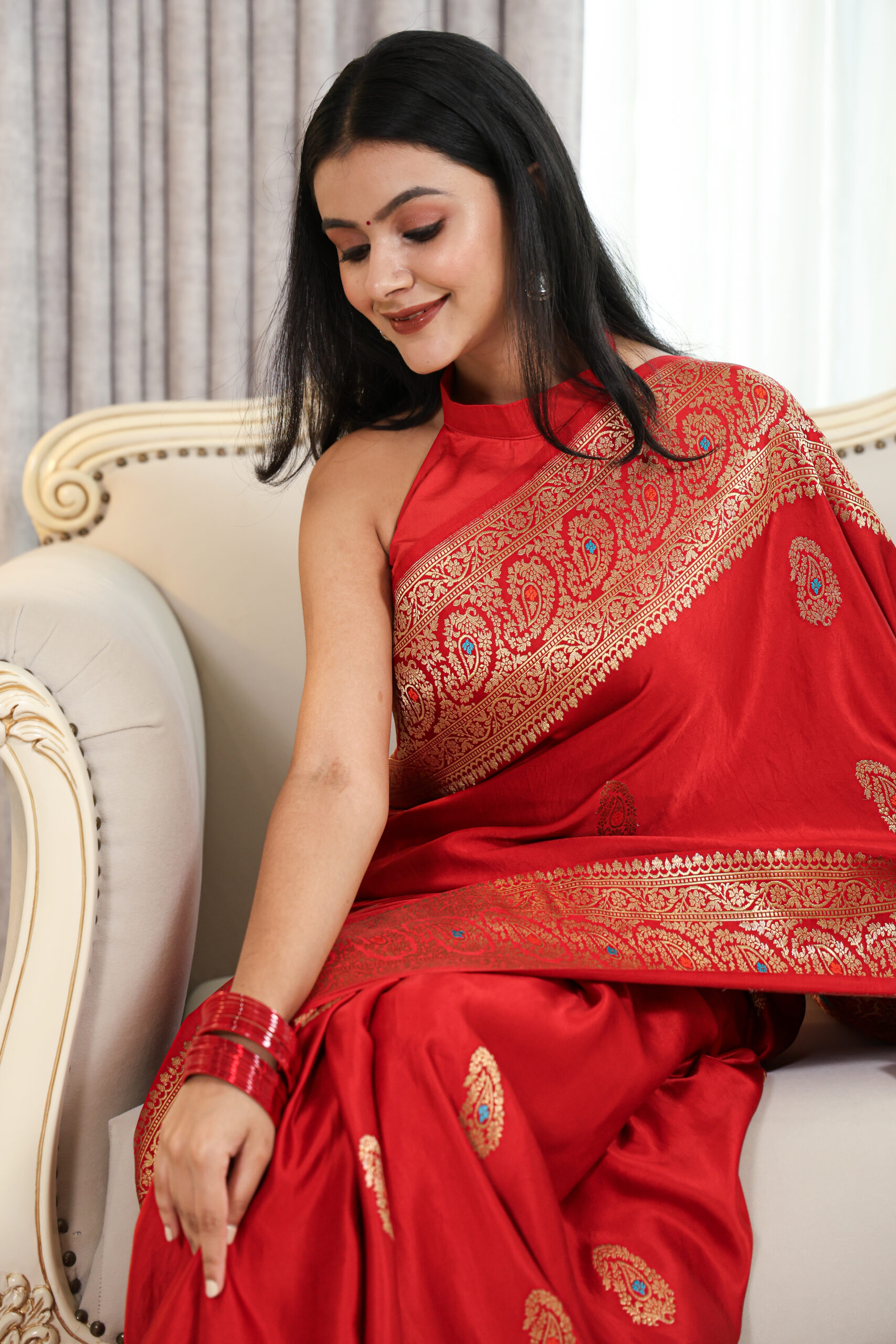 Sindoor – Red Mashru Silk Saree with Jamavar Border and Booti - Image 4