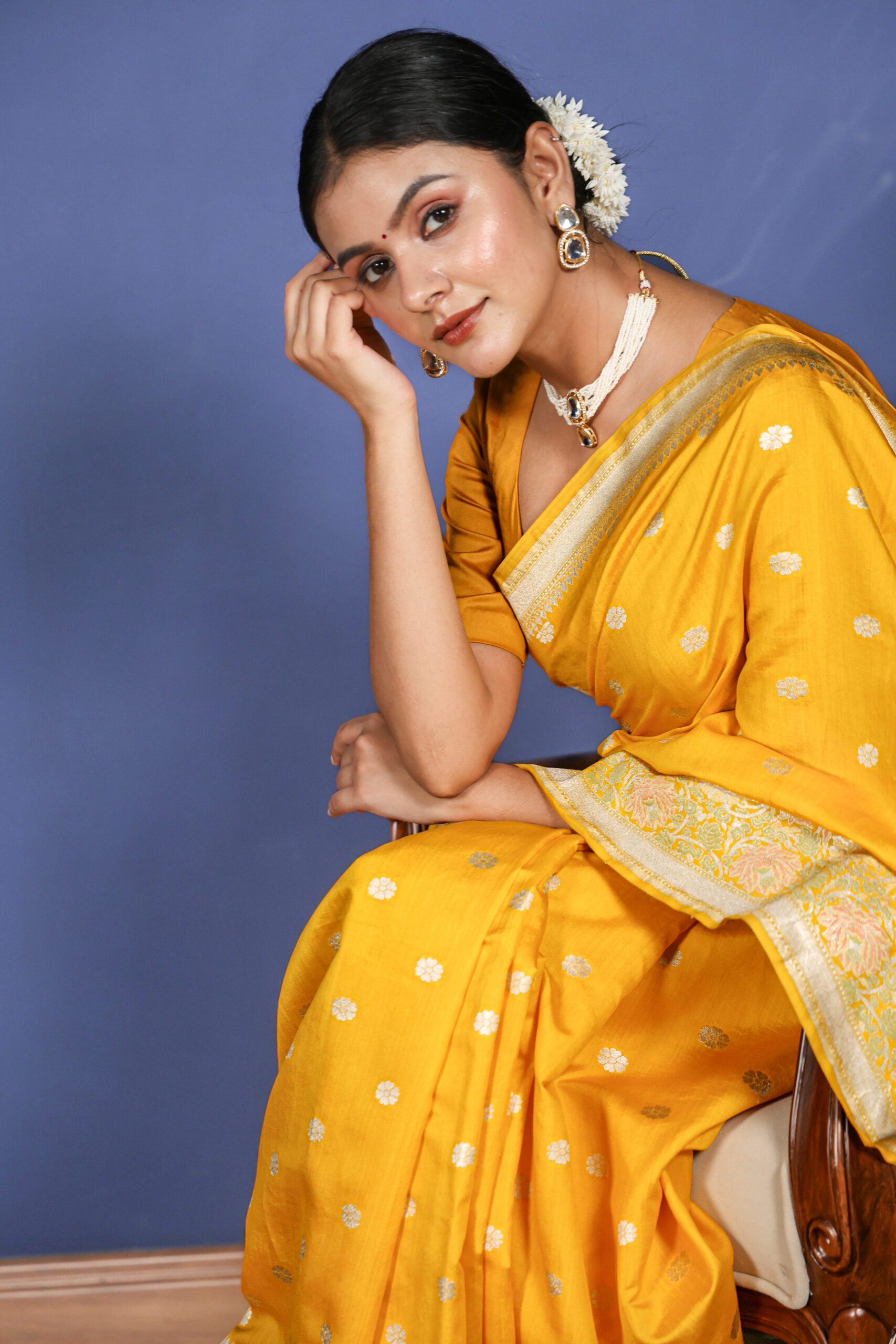 Yellow Pure Katan Chiniya Silk Saree - Image 3