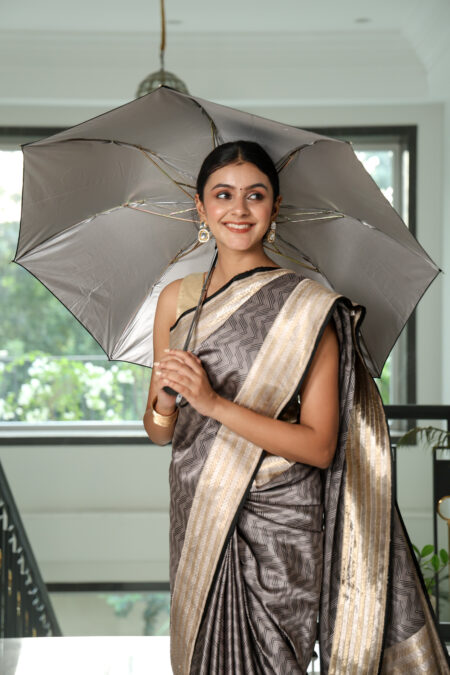 Moonlit Muse – Grey & Black Handwoven Satin Silk Banarasi Saree