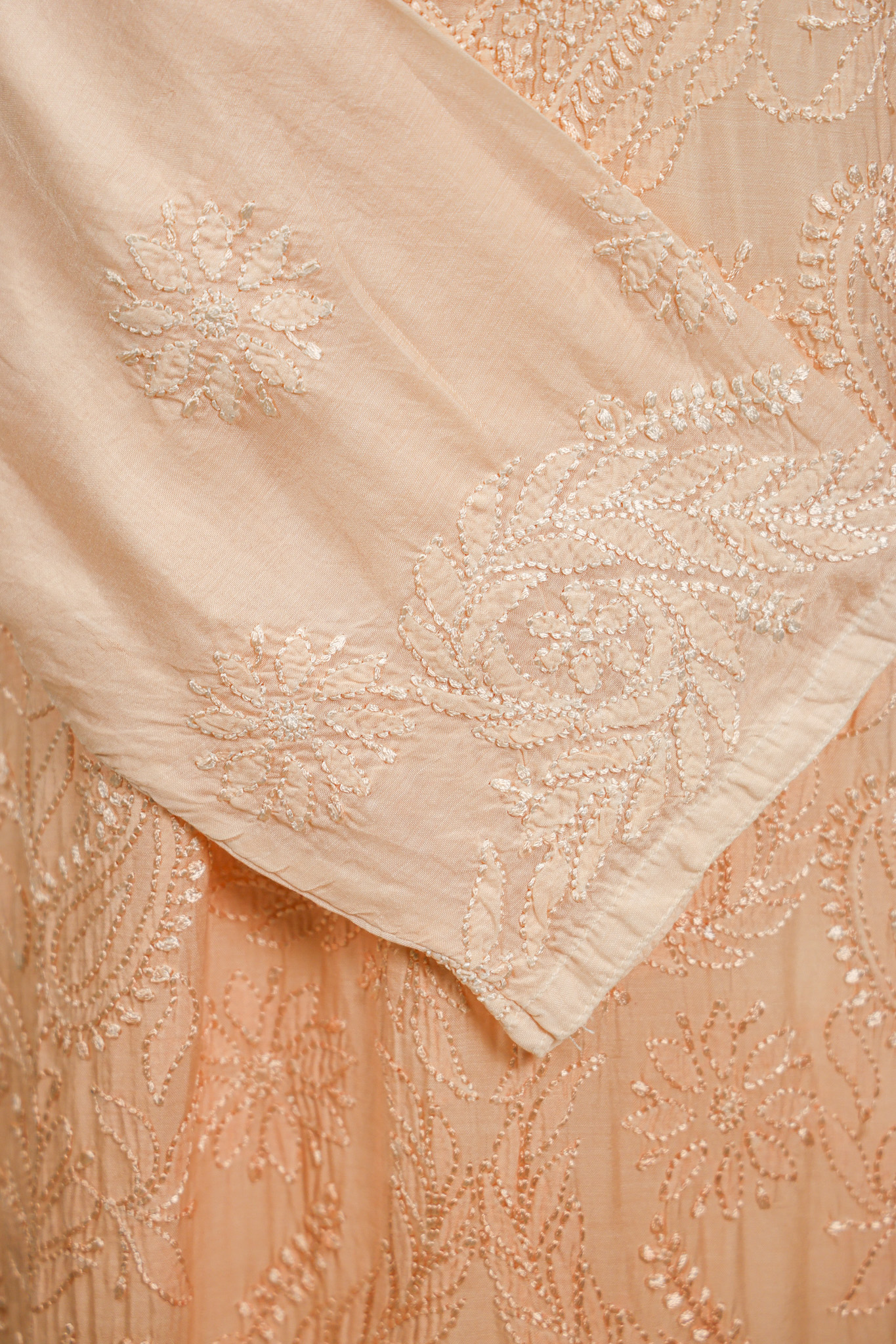 Pure Muslin Ombre Peach Chikankari Kurta - Image 3