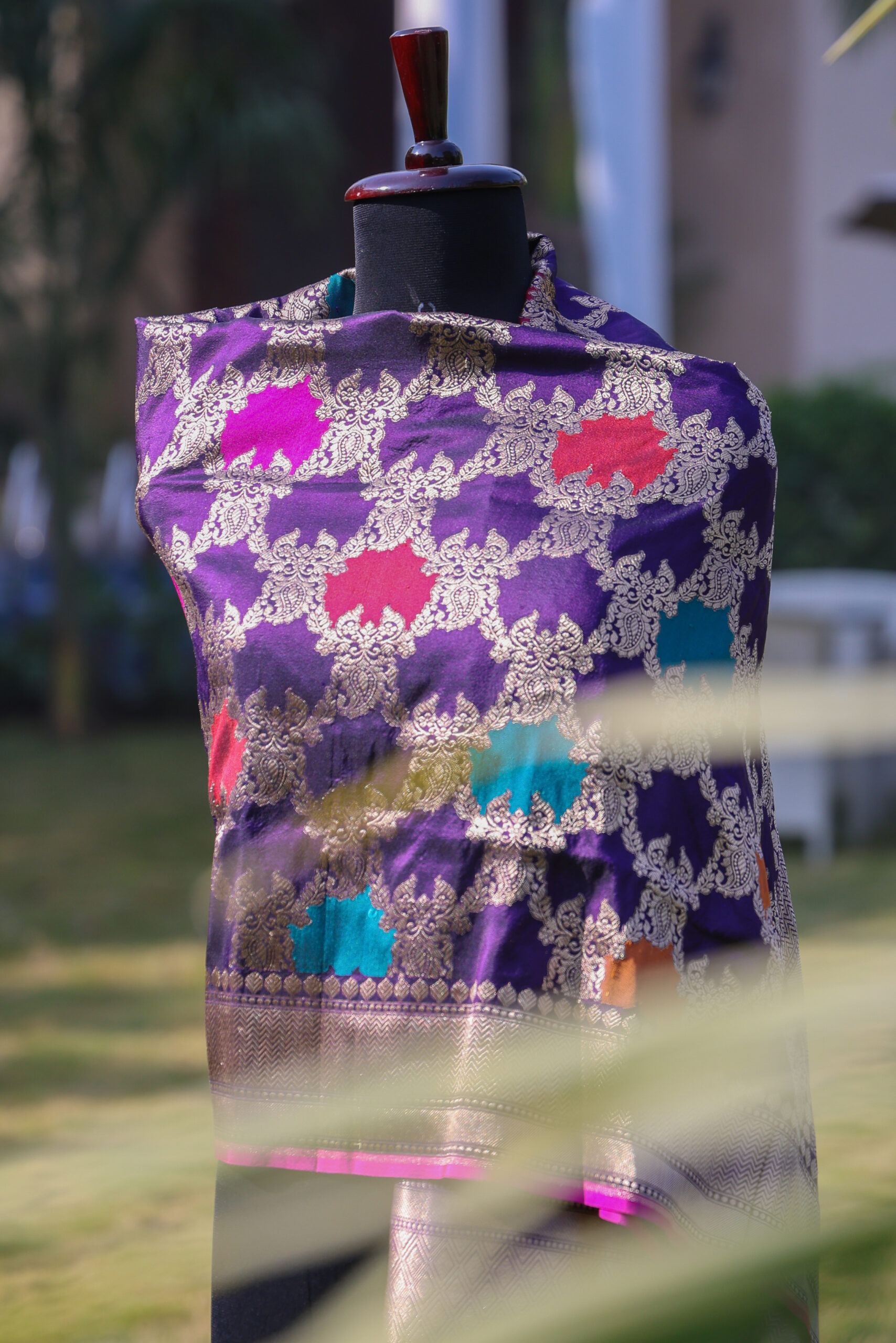 Meenakari Noor - Purple Rangkat Katan Silk kurta & Dupatta Set - Image 2