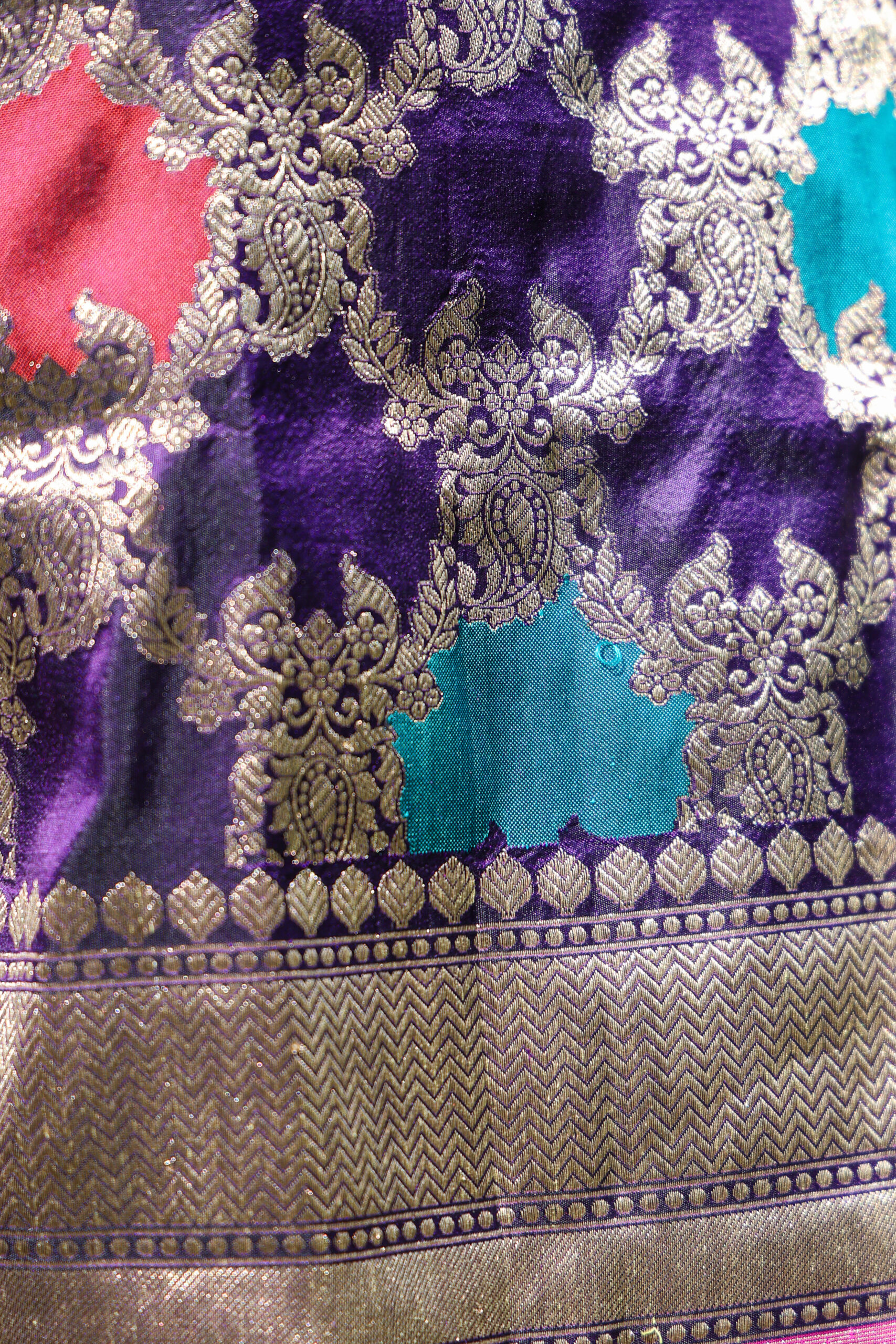 Meenakari Noor - Purple Rangkat Katan Silk kurta & Dupatta Set - Image 3