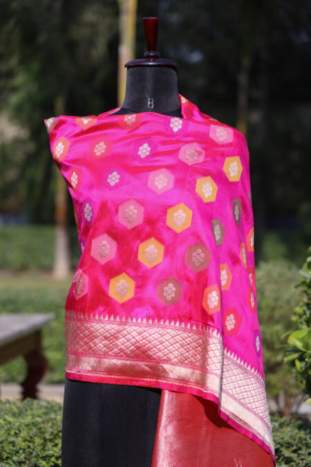 Zar-e-Rang - Rani Pink Rangkat katan Silk Dupatta