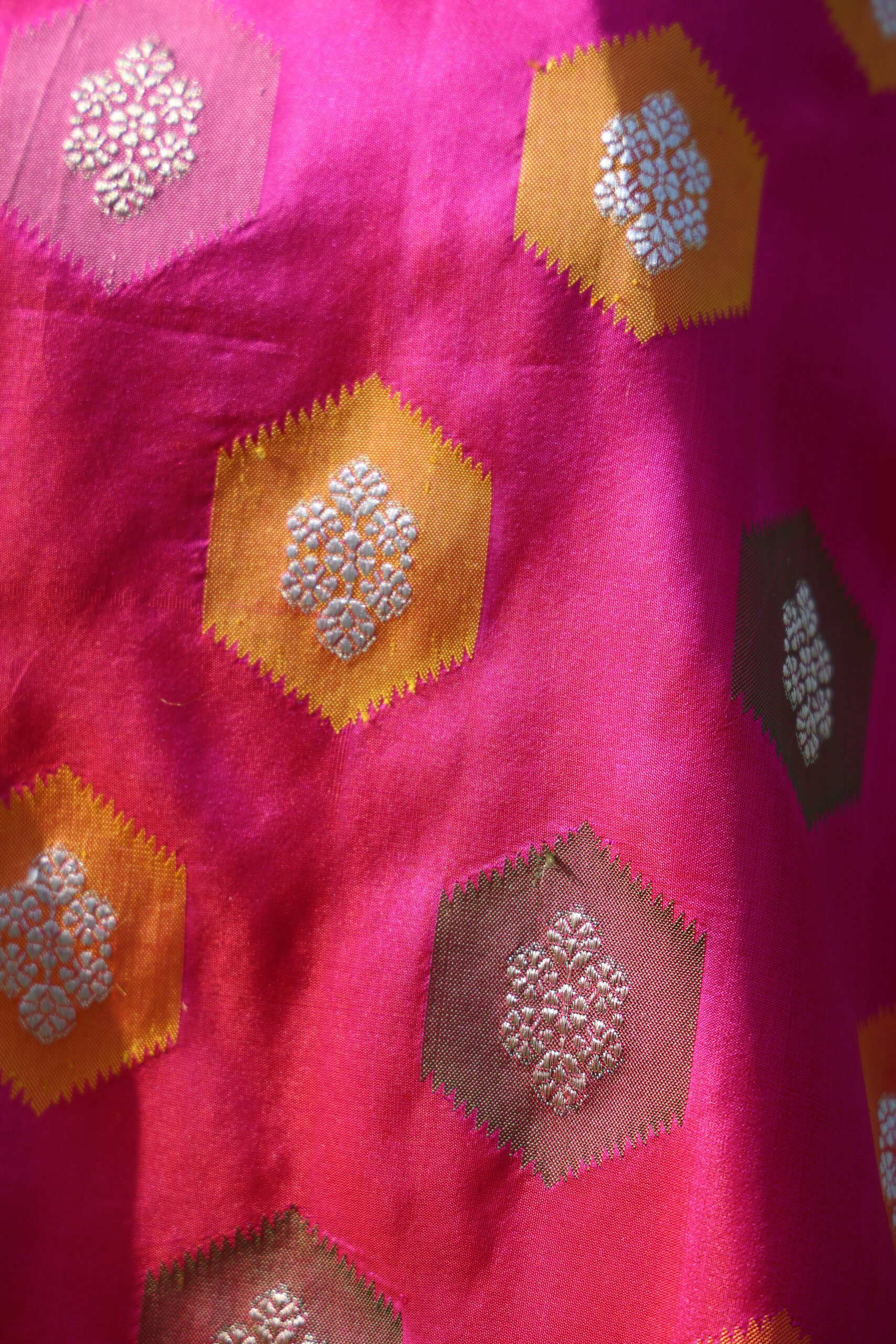 Zar-e-Rang - Rani Pink Rangkat katan Silk Dupatta - Image 2