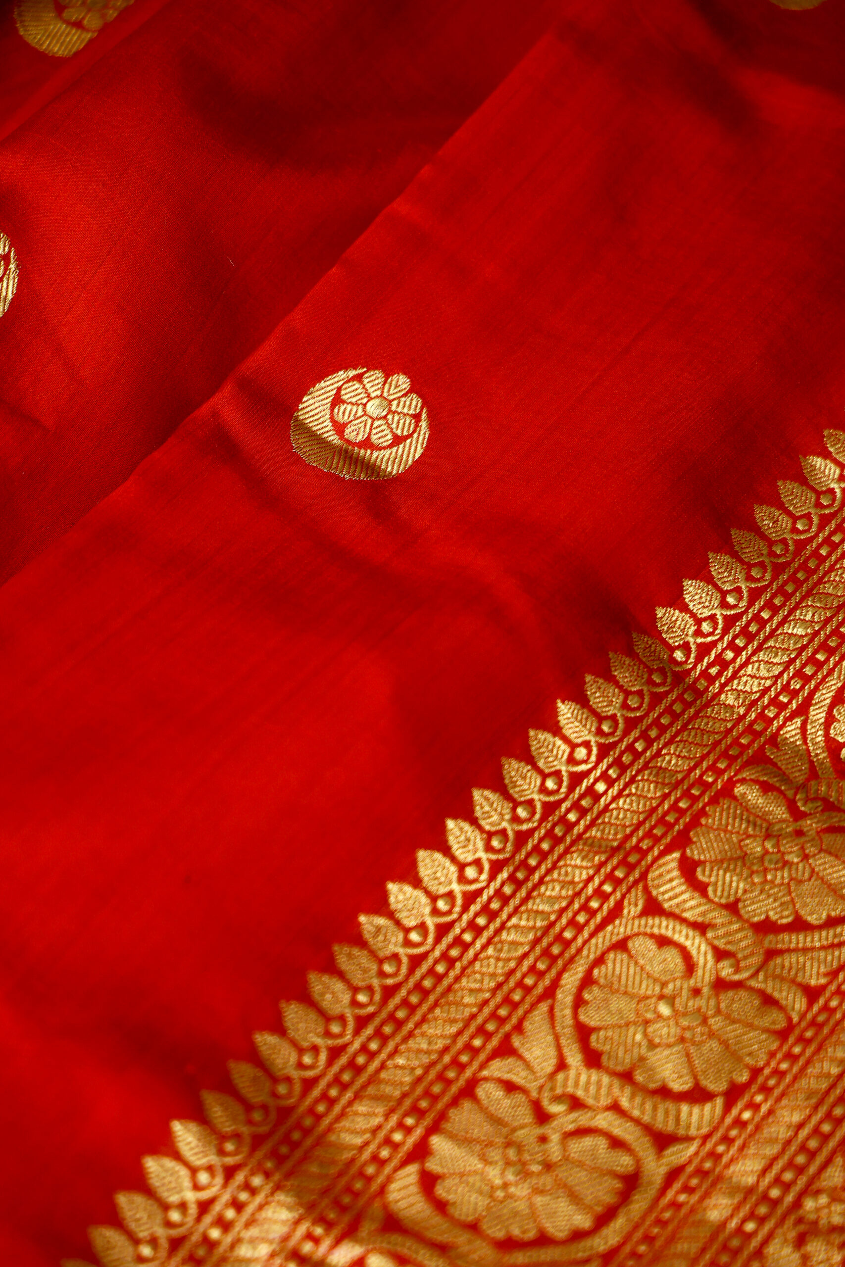 The Chand Edit Red - Chand Boota Katan Silk Saree - Image 2